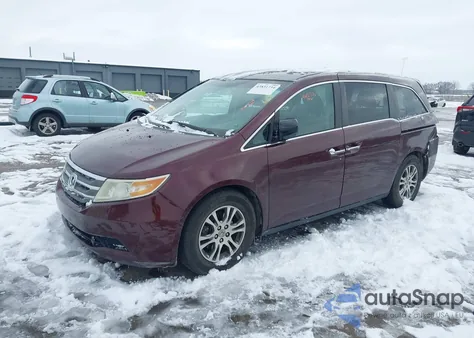 2013 Honda Odyssey Ex z USA, uszkodzony, nr VIN 5FNRL5H49DB054293
